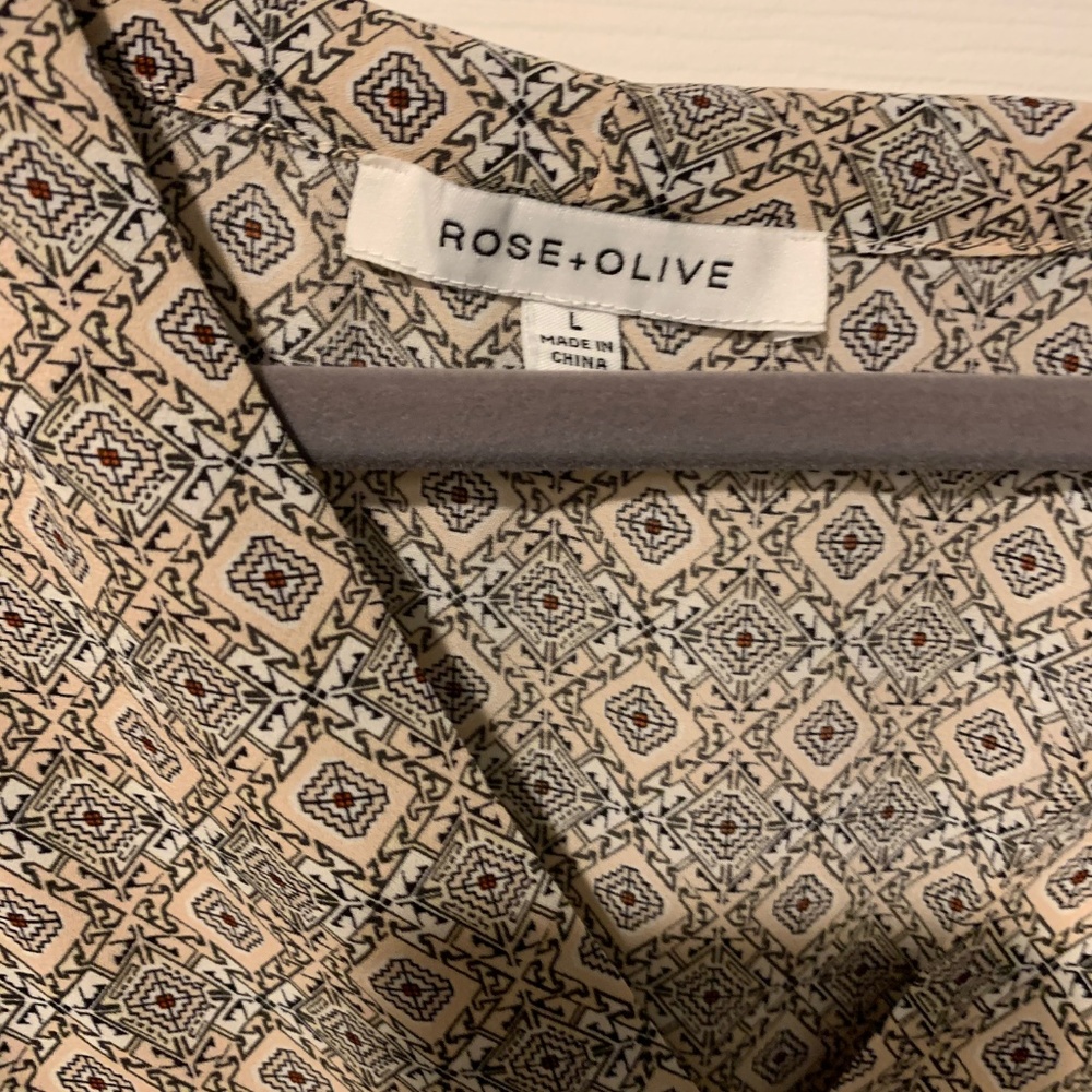 Career Top- Pattern Light Weight - image 3